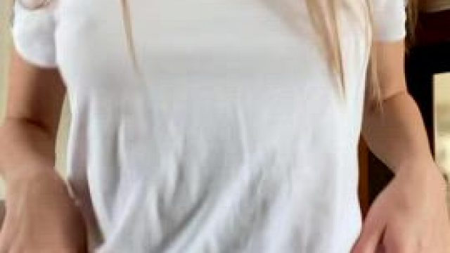 This flat tummy drive men crazy [gif]