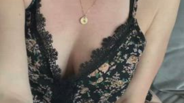 Milf pussy is Magical ?