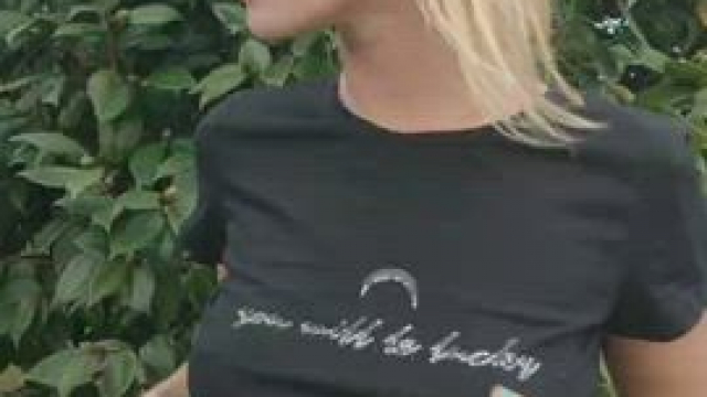 Should I Flash in Public