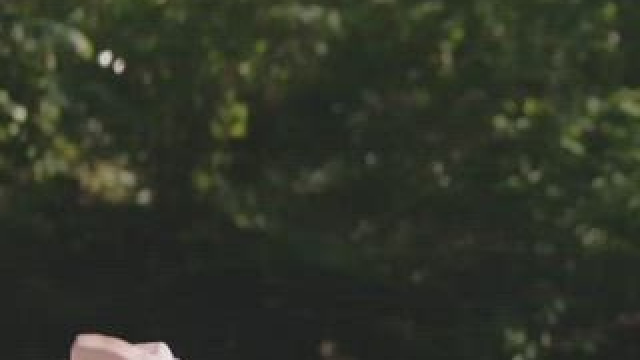 Lili Reinhart in Riverdale S03E01