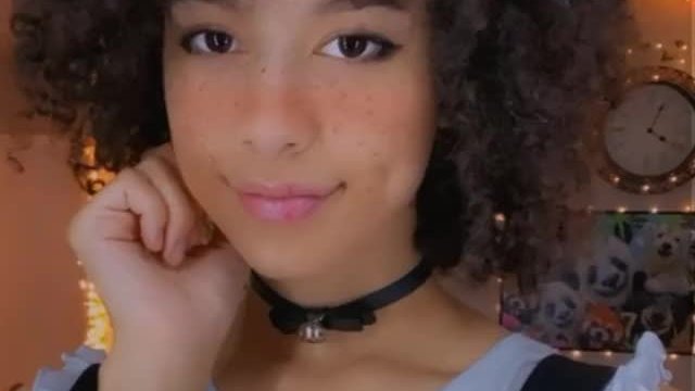 you guys wanted to see the video, so here's my lil kitty maid ahegao!