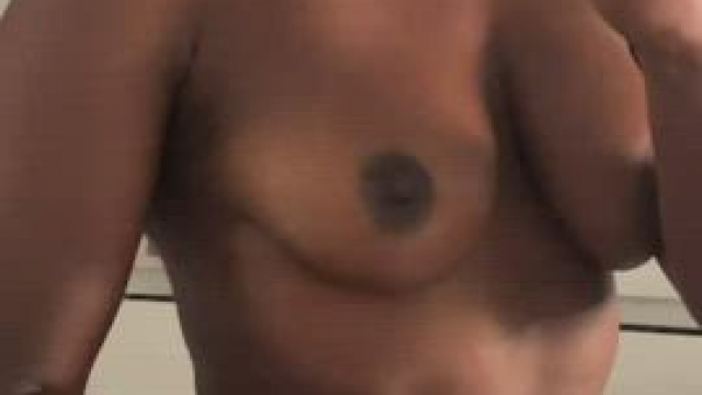 Tight princess who loves to beg