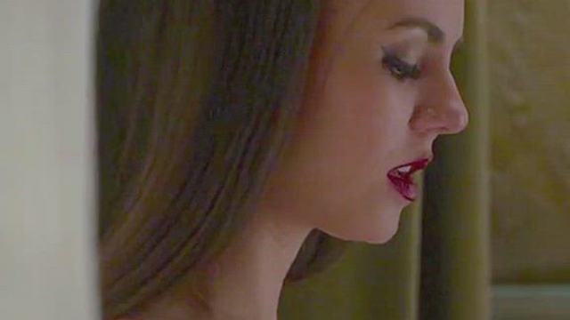 Victoria Justice in Trust