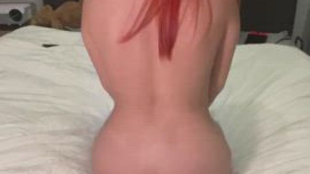 Can I bounce my lil butt on ur lap?