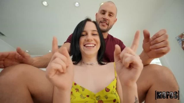 Remi Jones | Slight Spinner Gets Big Penis