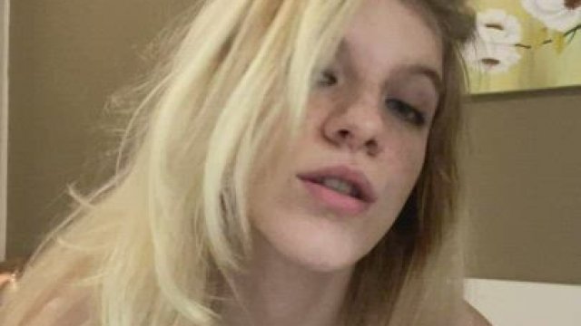 I'm Kelani, 18 y/o, Daily Uploads