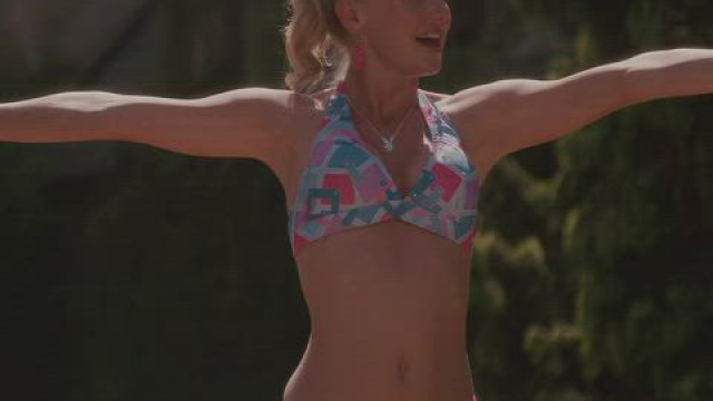 Anna Faris - fit back story in The House Bunny (ENH)