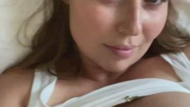 Thoughts on my curvy momma bod lately?