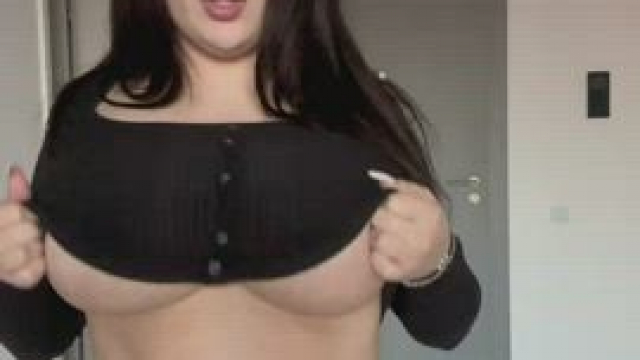 I hope I can make a married guy hard;)