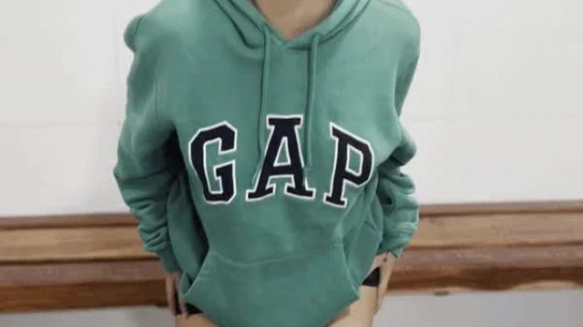 I've found a good spot to do naughty stuffs at school ;)