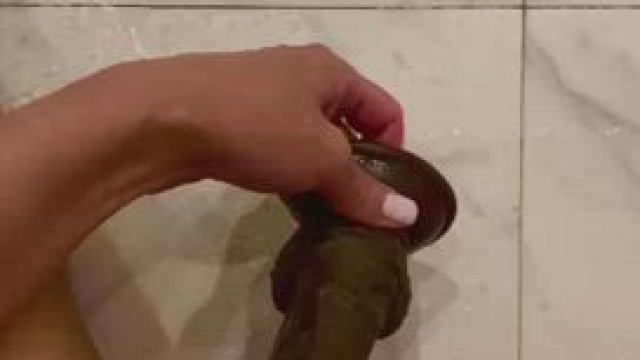 I love my dildo.
