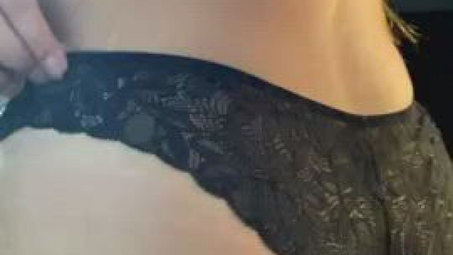 Hope you like bouncy booty [gif]