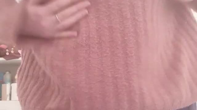 A big sweater is my favourite mom outfit.. I can hide everything under there 