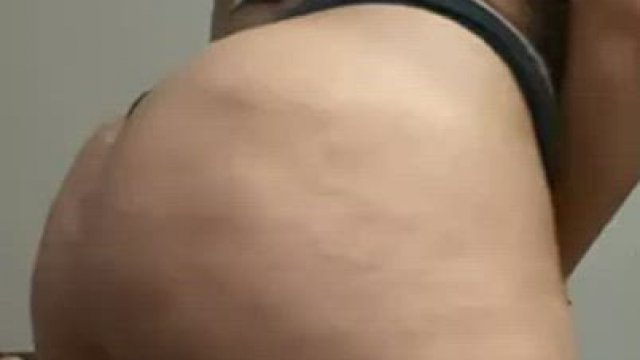 Watch out titties are dropping