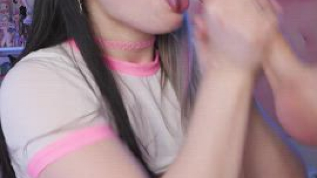 Milking a load out over her face