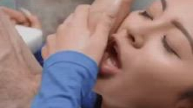 Rae Lil Black sucking big dick