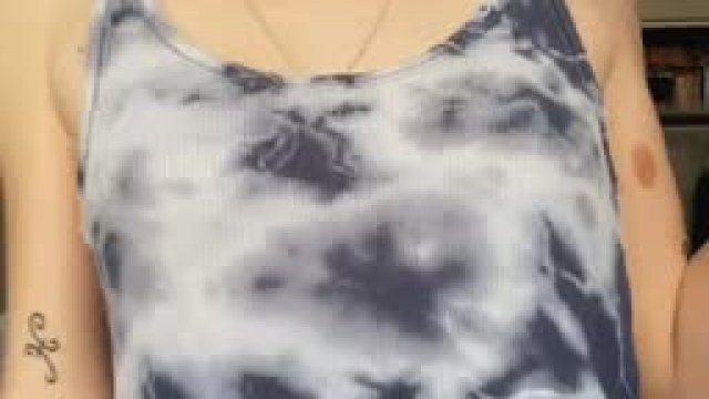 Who doesn’t love an itty bitty titty bounce?