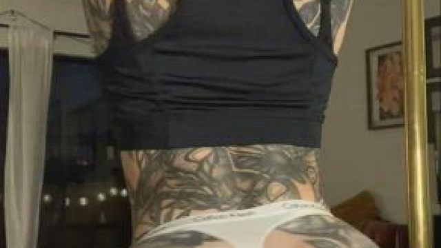 23 [F4M] Marry, FUCK, or creampie? [F] SC: YourBabyCortney