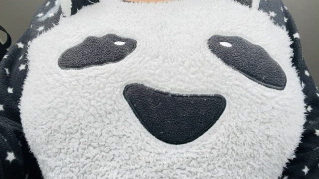 What a beautiful little bear