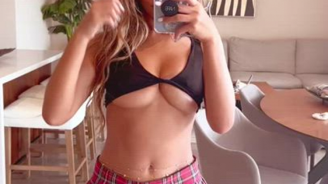 This is what my zoom classmates wish they could see