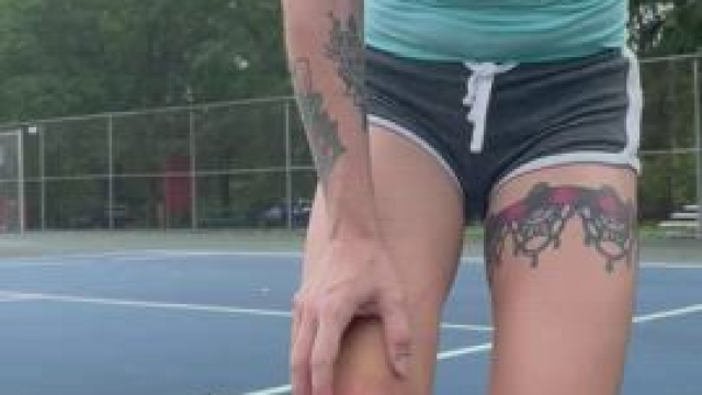 Flashing between tennis matches