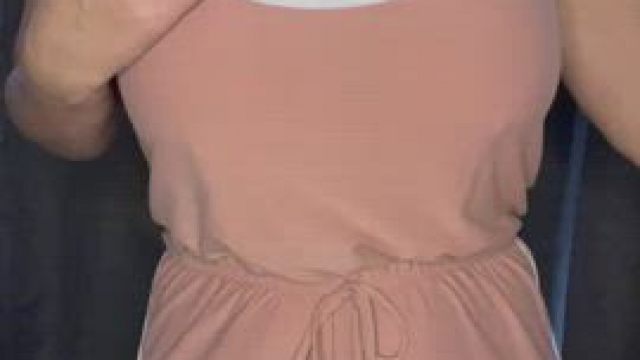 Big boobs bouncing for you