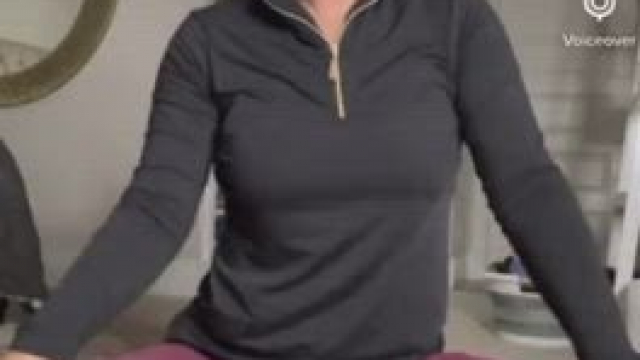 Hottest milf on tiktok