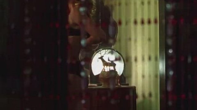 Melissa George fit plot in Dark City (1998)