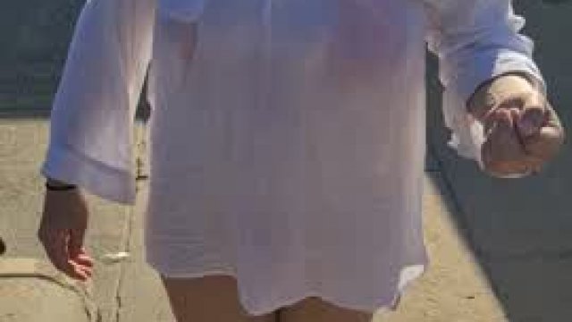 When the sun comes out, the buns must come out [gif]