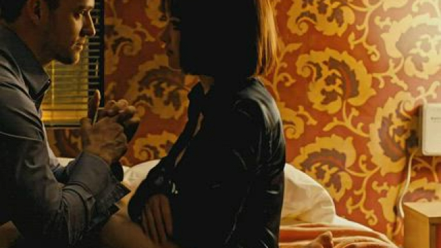 Amanda Seyfried - 'In Time' (Open Matte-enhanced)