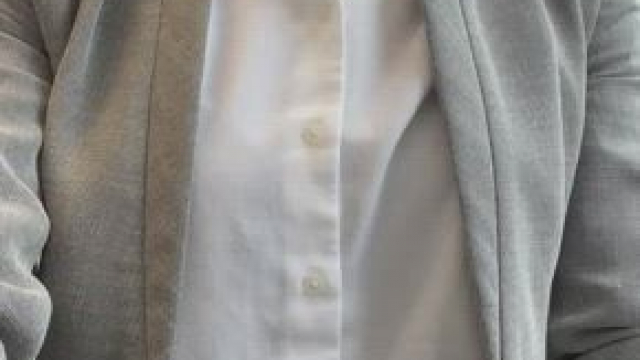 Sending nudes to whoever up's this instantly