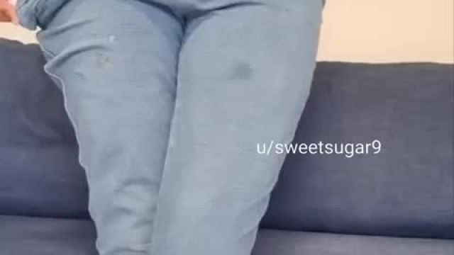 Do i still look cute in raggedy old mom panties:) [f]