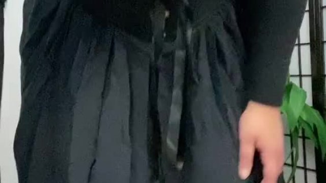 Have a little break between zoom meetings.. tell me something I can touch myself