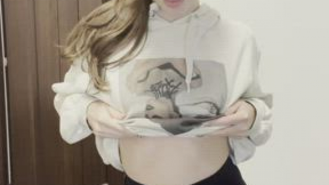 I wanna blow you up with my bouncing boobs