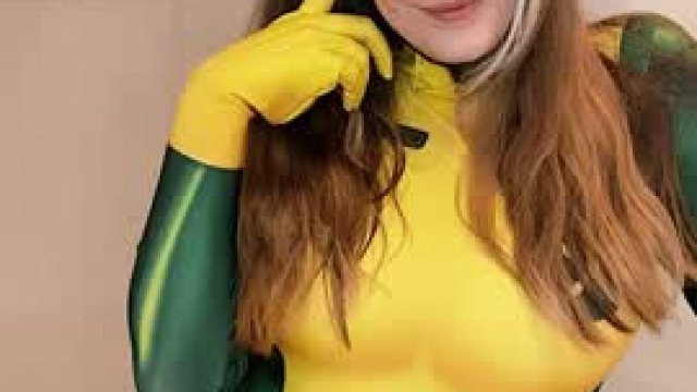 I look just like Rogue... the NSFW version ofc :P