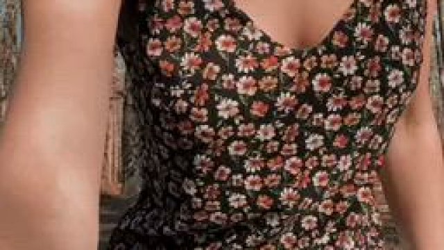 I wonder what my neighbors think of me... [GIF]