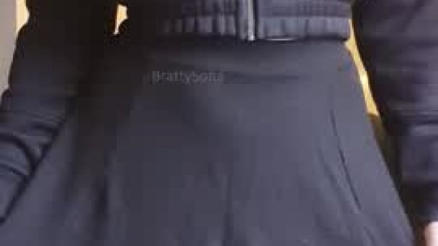 Would you fuck a kinky goth girl?