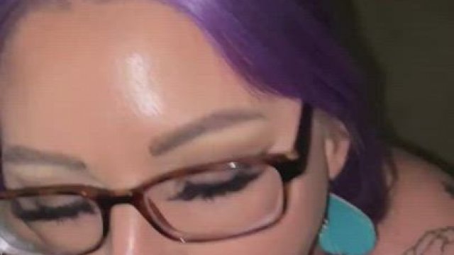 Amateur teen sucking a big dick