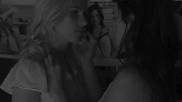 Scarlett Johansson and Penelope Cruz - Vicky Cristina Barcelona (2008)