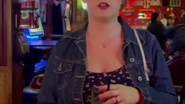 I don’t think the patrons at this bar minded…