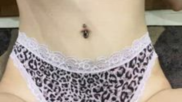 Stretching with me is how you should start your day [f]