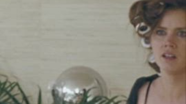 Amy Adams see-thru plots in 'American Hustle' (60fps)