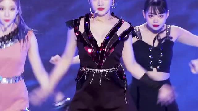 aespa - NingNing Huge (4k)