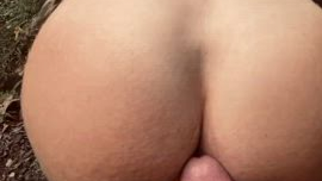 She wasn’t expecting that much cum