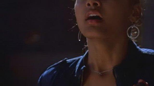 Jessica Lucas - bouncy large plots in CSI (NN)
