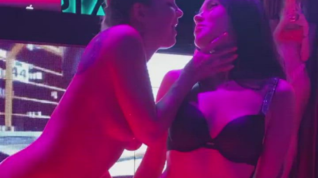strippers kiss