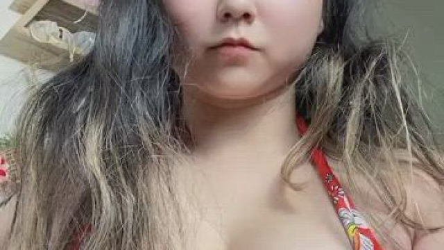 It’s almost swimsuit season ;p