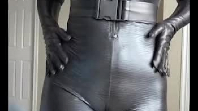 this teachers got a thing for driving guys crazy with her shine