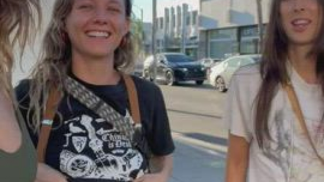 Getting risky on Melrose with my friends [gif]