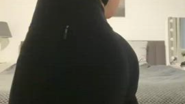 That ass would look even sexier bouncing on you